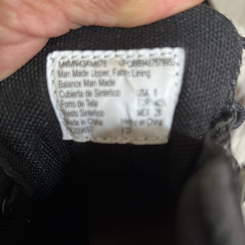 Madden NYC Men's Lace-Up Boot featuring laces and inside zipper Size 8 EUC - Picture 11 of 11
